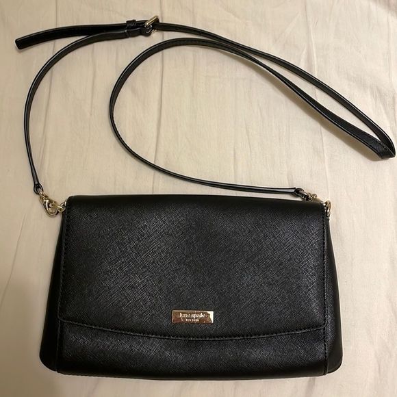 Kate Spade New York Laurel Way Greer Crossbody Shoulder Bag - Picture 1 of 4